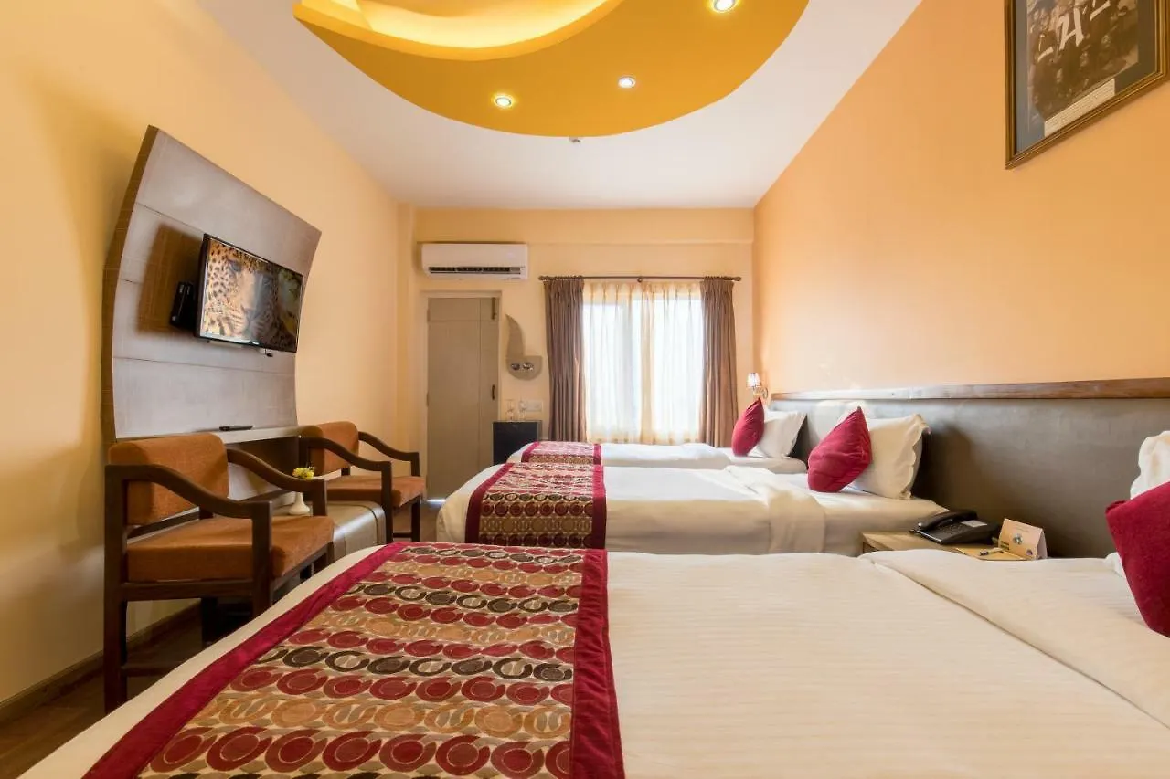 Hotel Moonlight Kathmandu 4*,