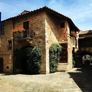 https://locanda-caino.it-tuscanyhotel.com
