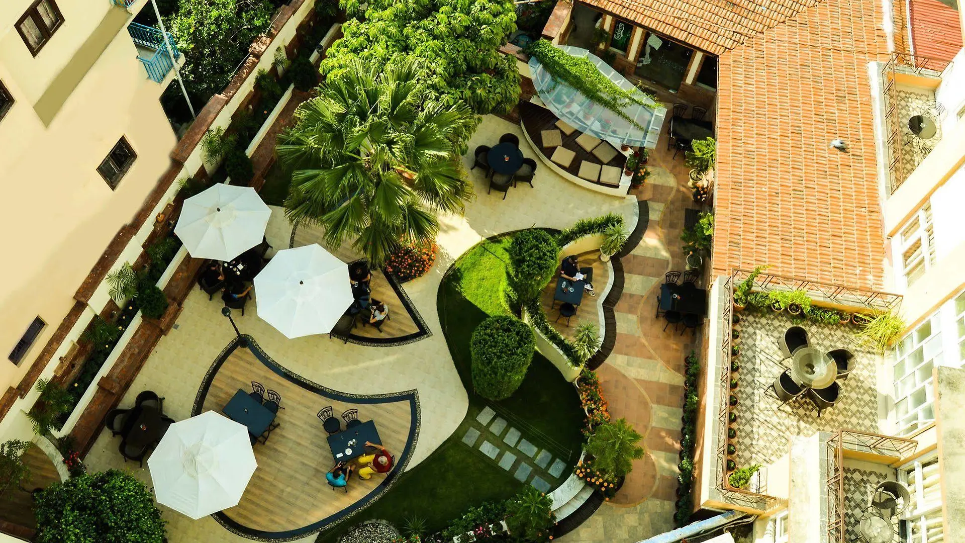 Hotel Moonlight Kathmandu 4*,